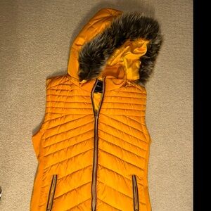 NEW
Awdenio  Winter Warm Coat Women Outerwear Puffy Jackets/Faux Hooded Vest